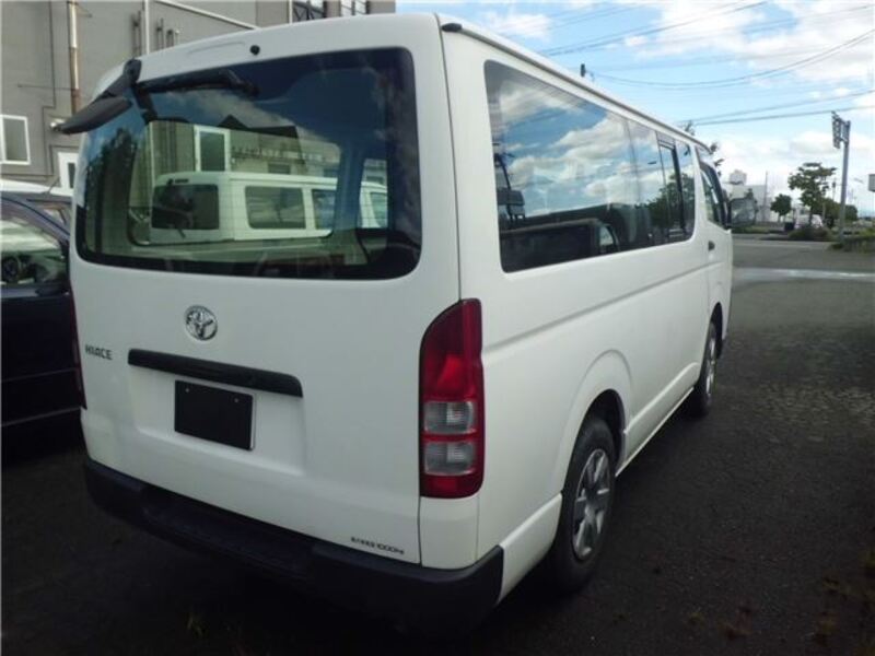 HIACE VAN
