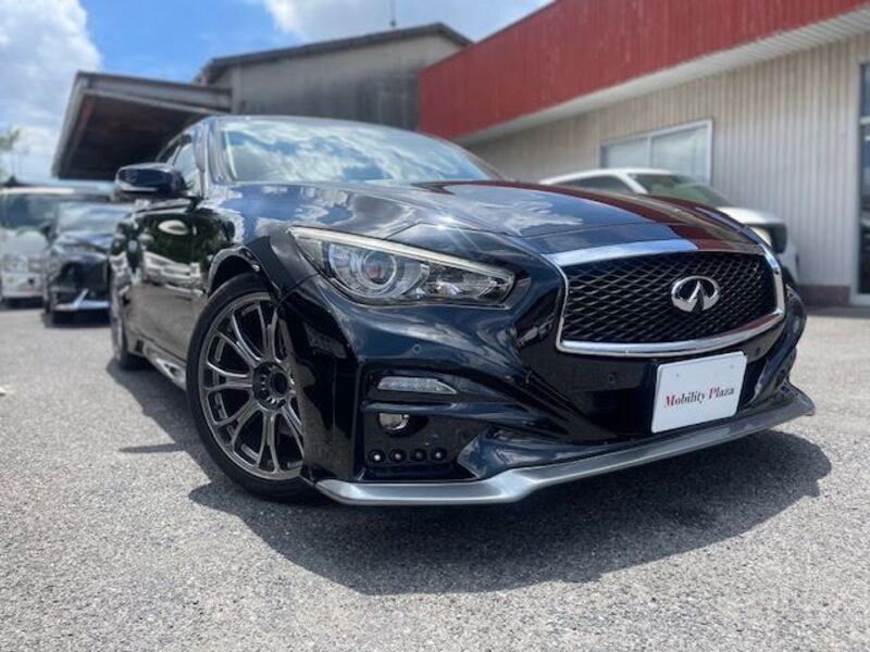 NISSAN SKYLINE