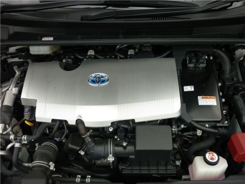 PRIUS PHV