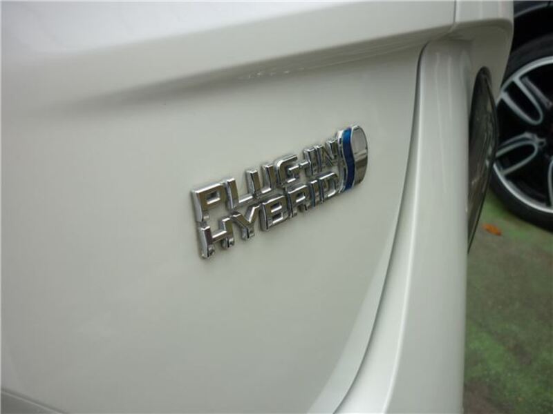 PRIUS PHV
