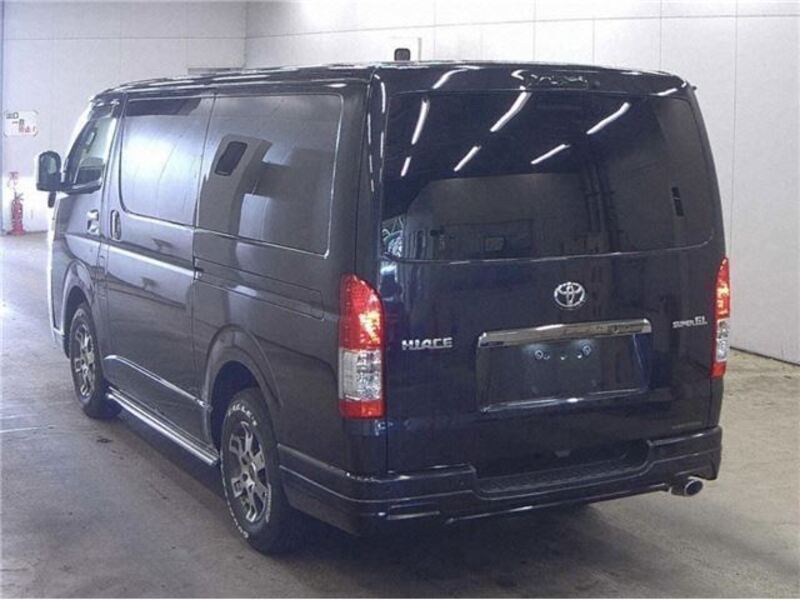 HIACE VAN