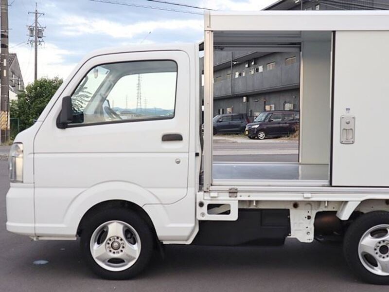 CARRY TRUCK