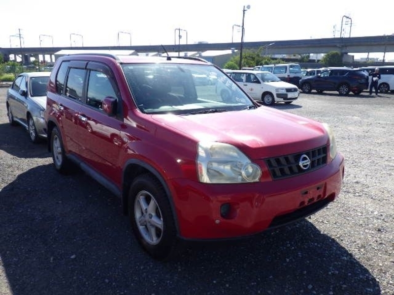 X-TRAIL