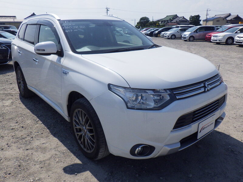 OUTLANDER PHEV