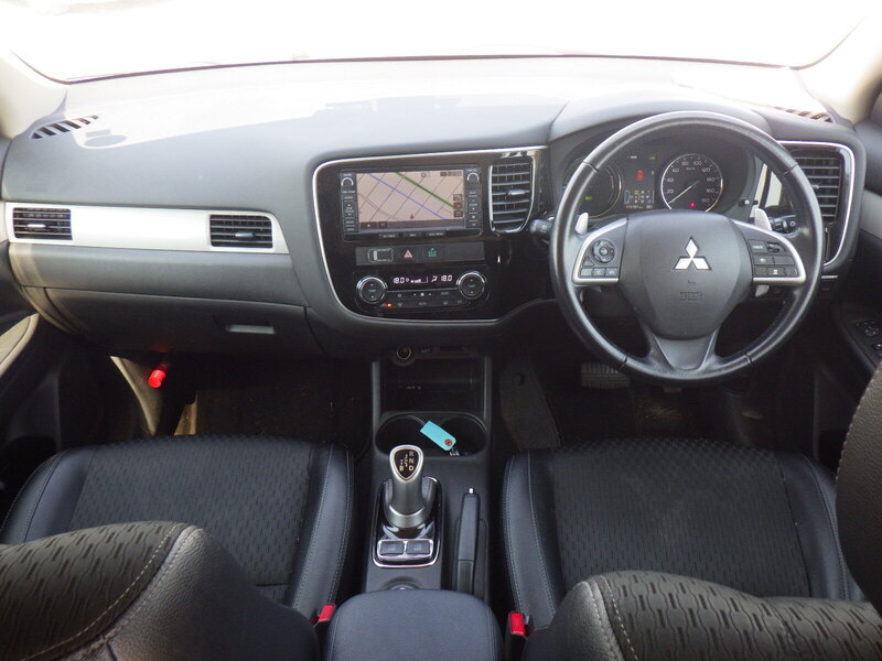 OUTLANDER PHEV