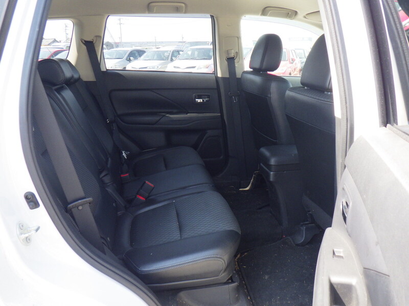 OUTLANDER PHEV