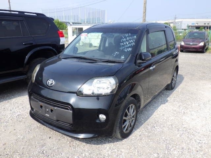 TOYOTA PORTE
