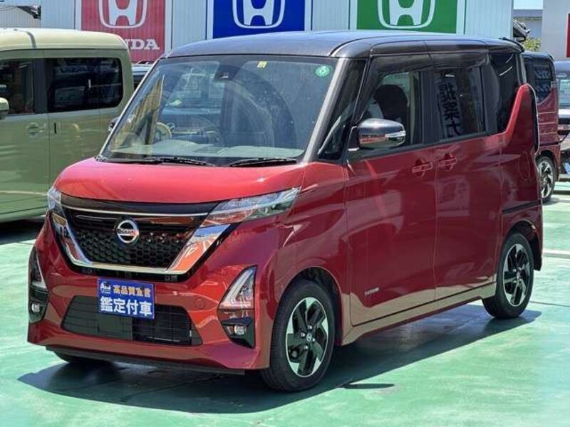 NISSAN ROOX