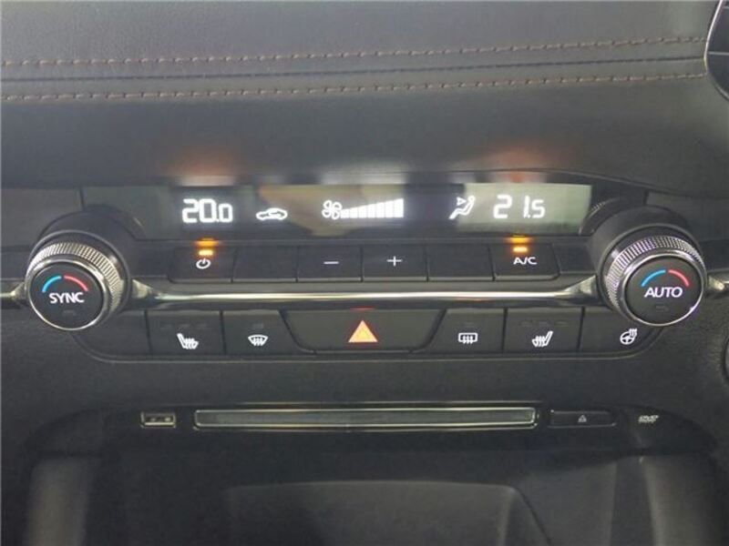 MAZDA3