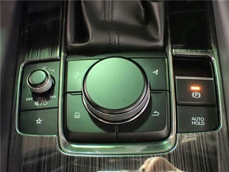 MAZDA3