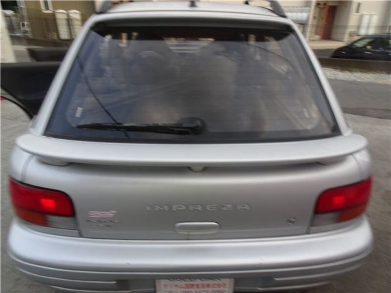 IMPREZA SPORTSWAGON