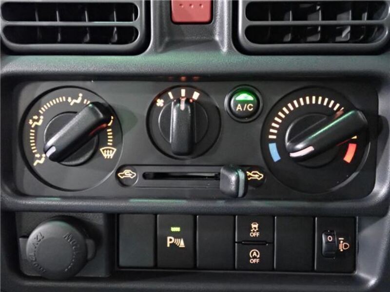CLIPPER TRUCK