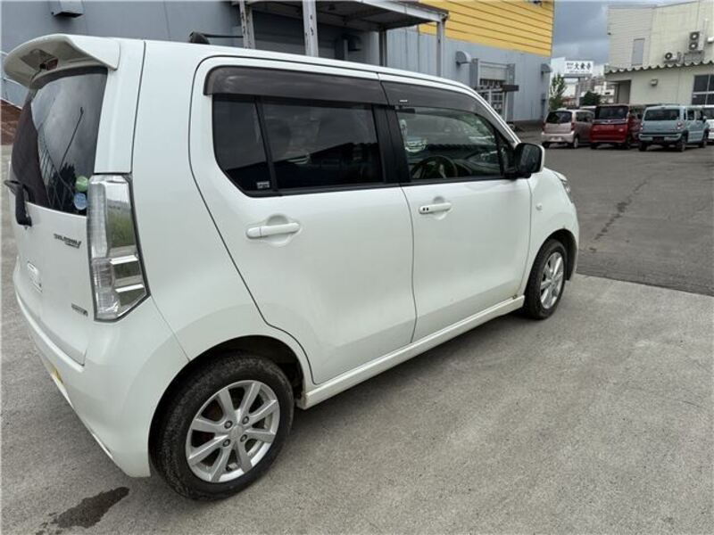 WAGON R