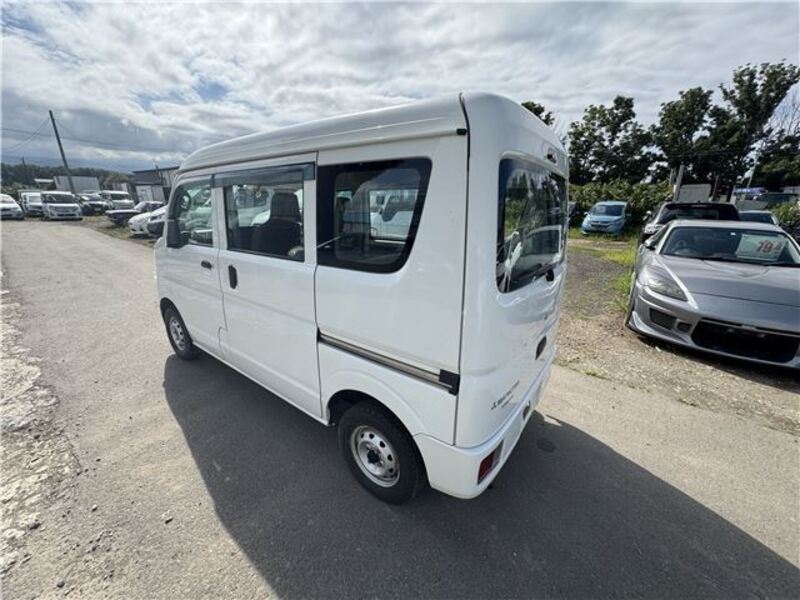 MINICAB VAN