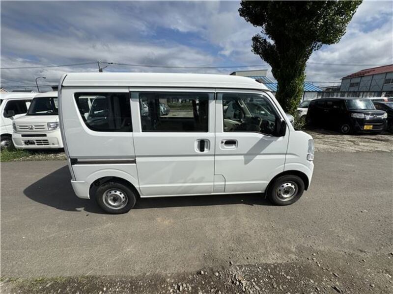 MINICAB VAN