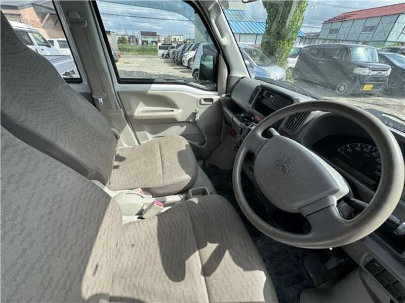 MINICAB VAN