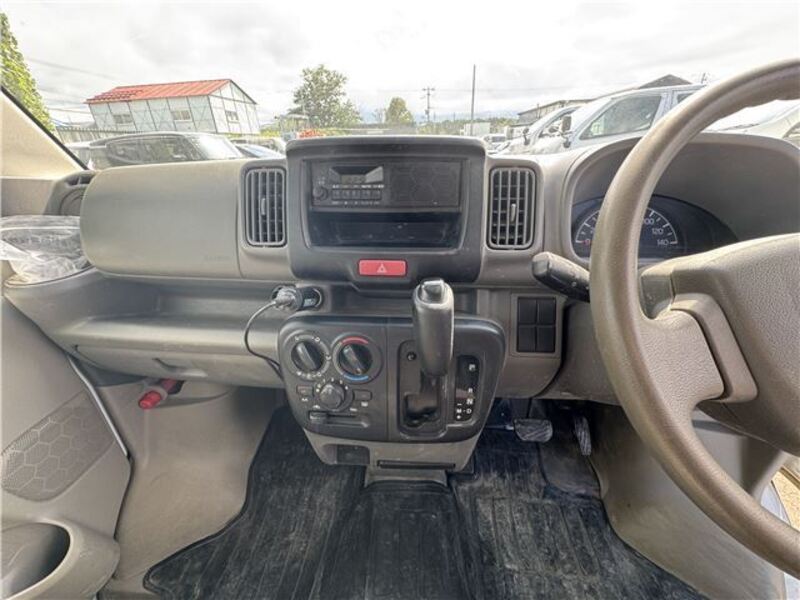 MINICAB VAN