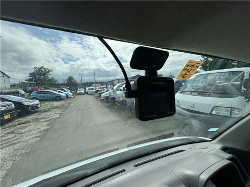 MINICAB VAN