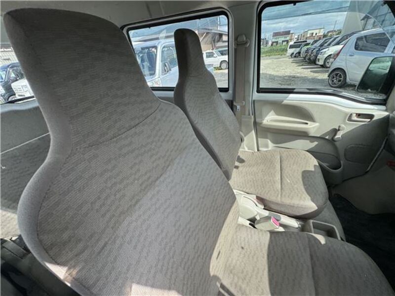 MINICAB VAN