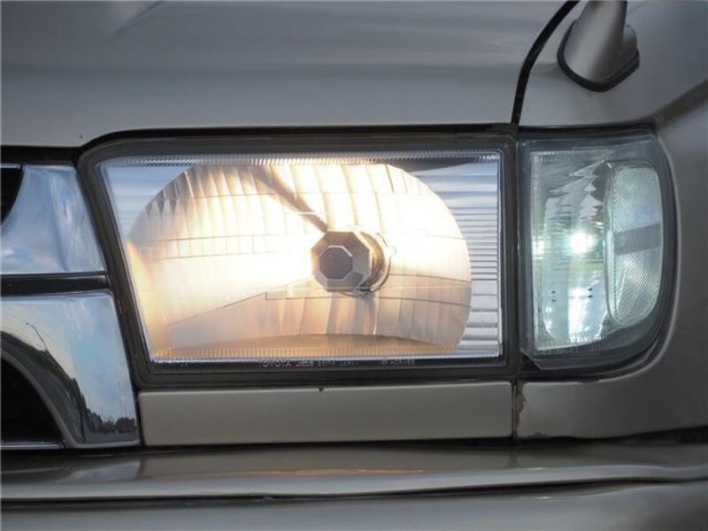 HILUX SURF