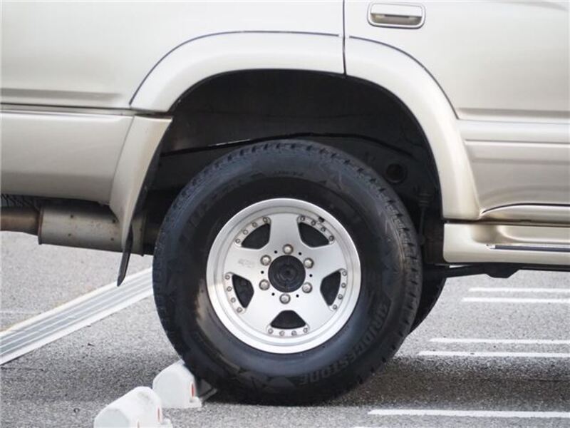 HILUX SURF