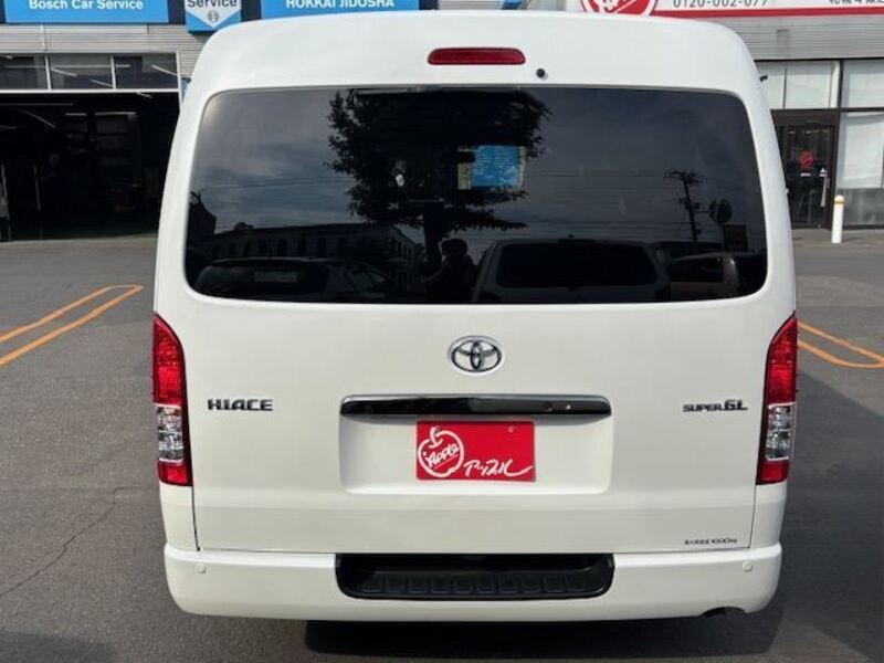 HIACE VAN