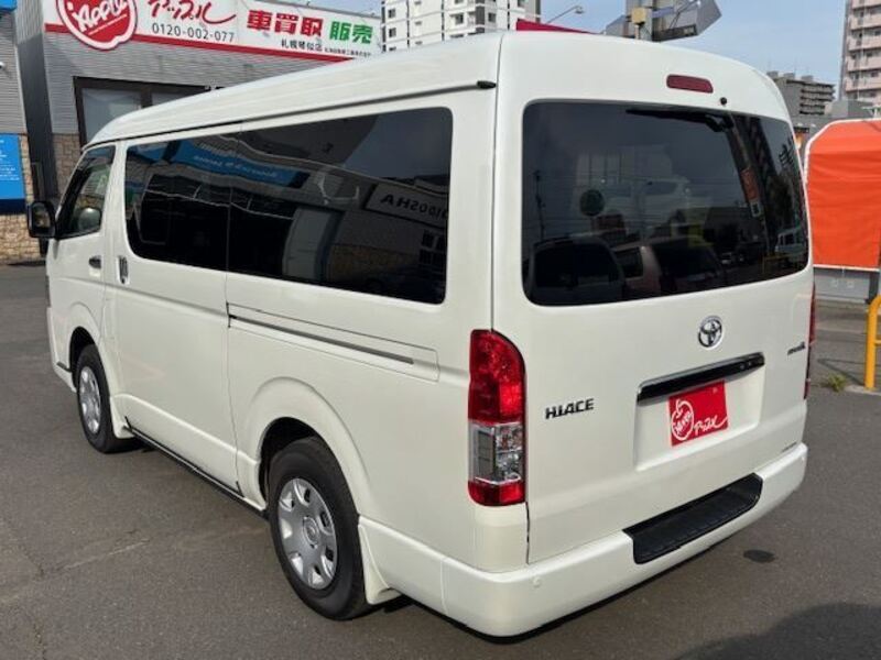 HIACE VAN