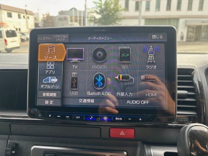 HIACE VAN
