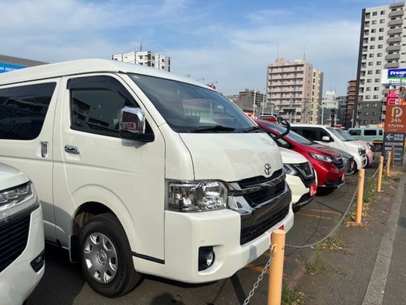 HIACE VAN