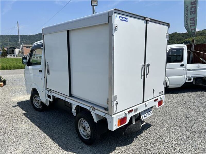 CARRY TRUCK