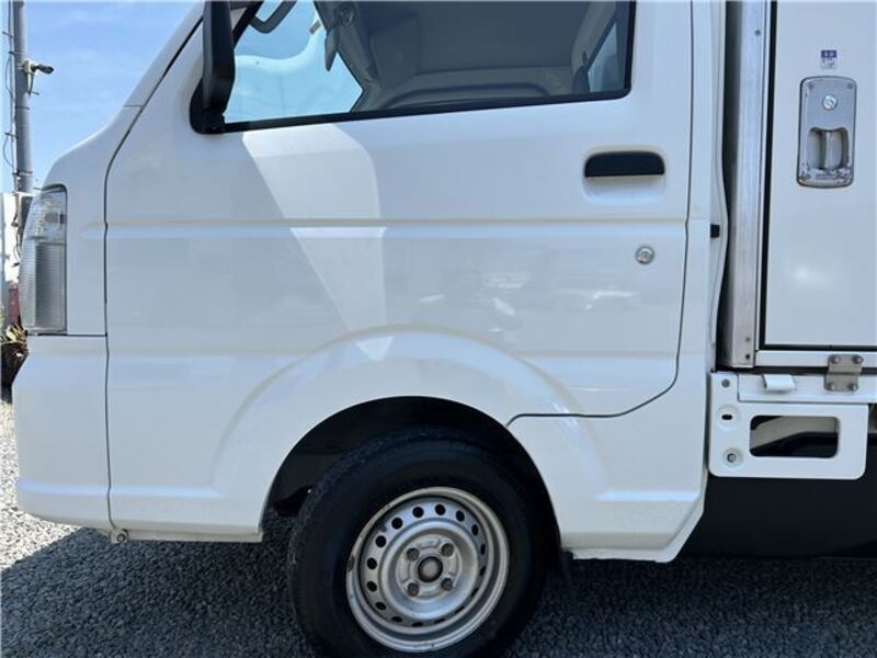 CARRY TRUCK