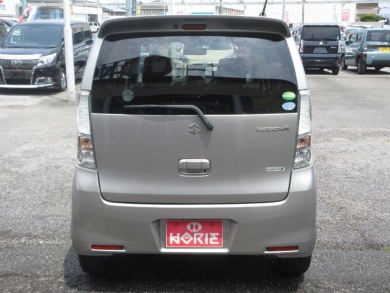 WAGON R