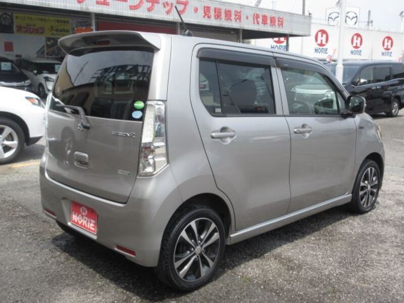 WAGON R