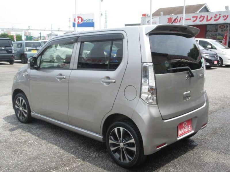 WAGON R