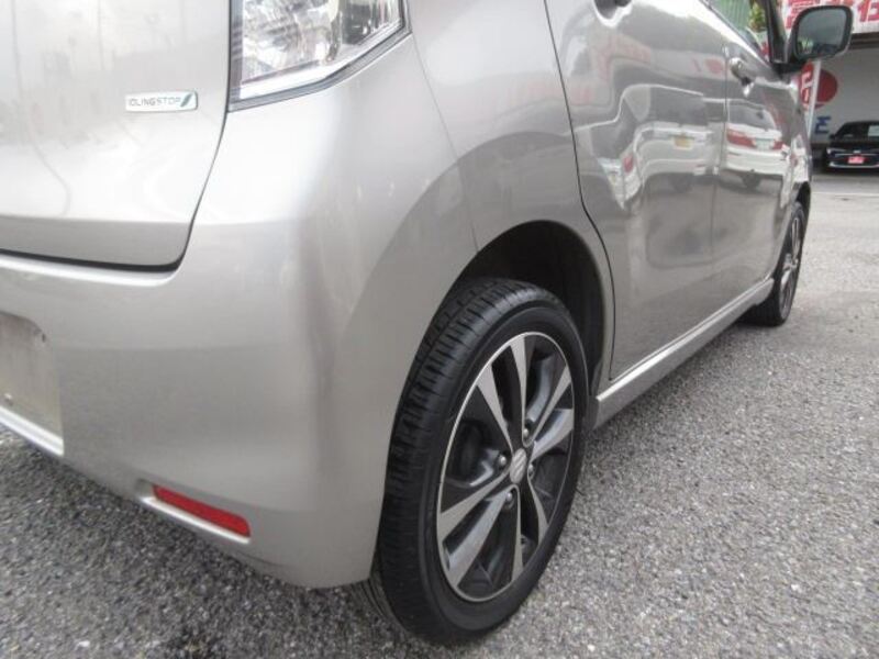 WAGON R