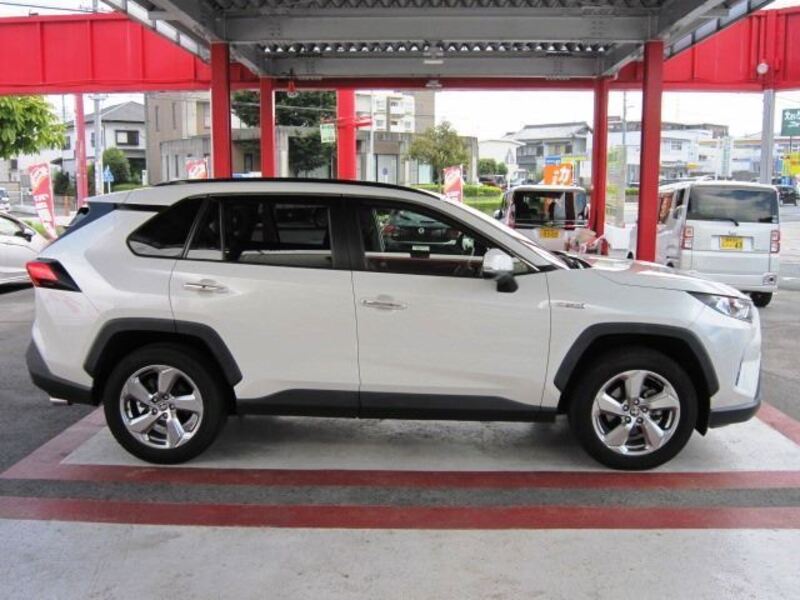 RAV4