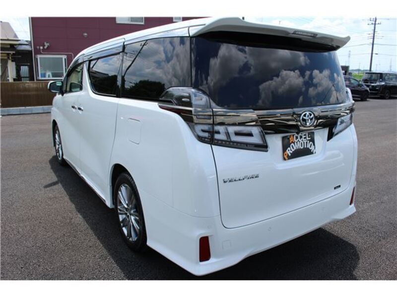 VELLFIRE