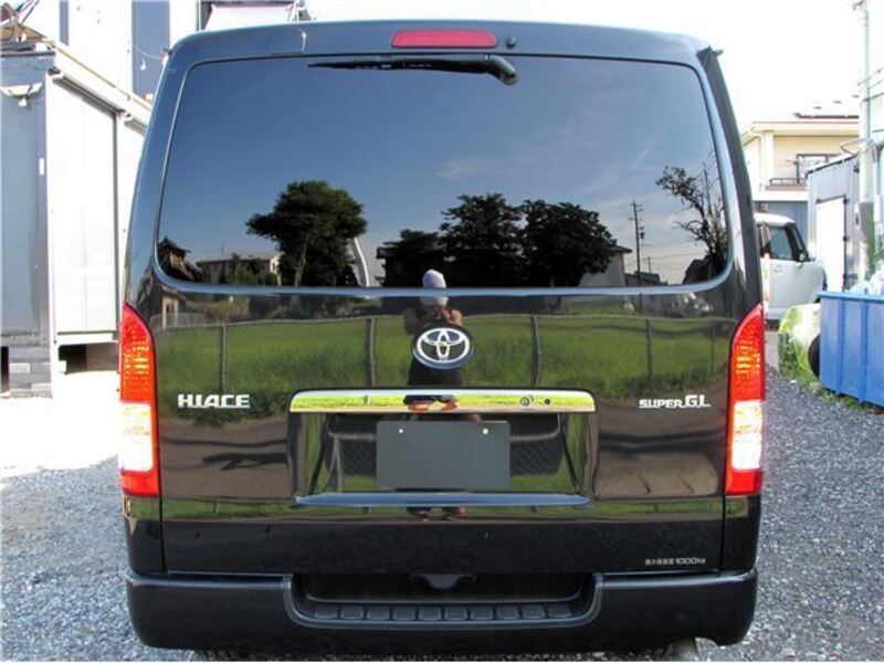 HIACE VAN