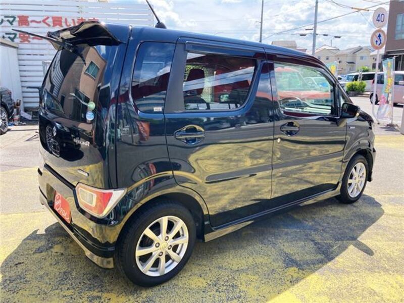 WAGON R