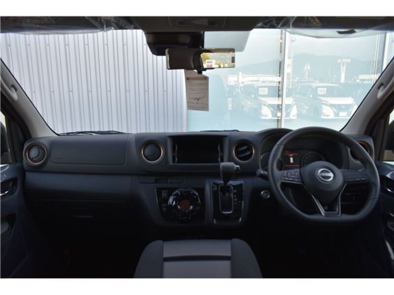 CARAVAN VAN