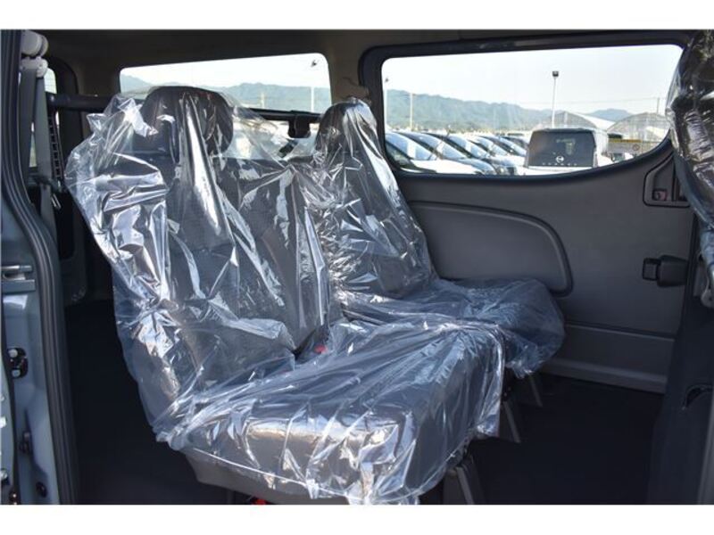 CARAVAN VAN