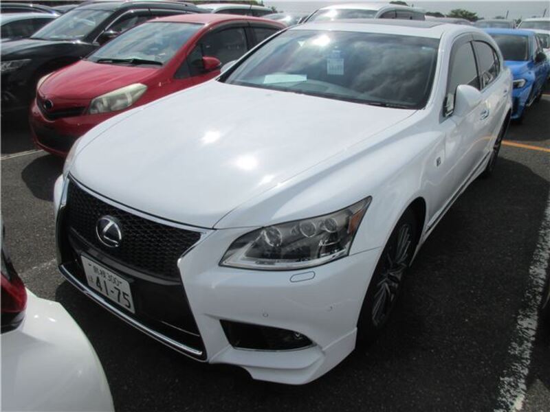 LEXUS LS