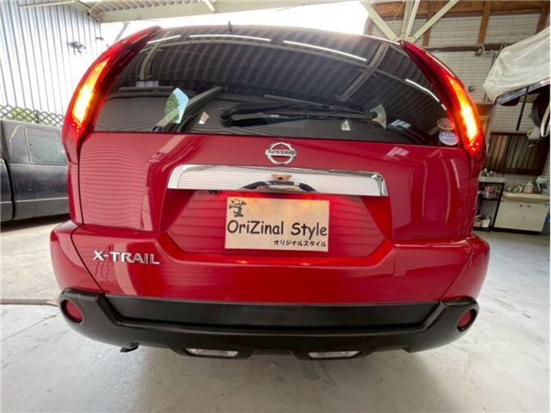 X-TRAIL