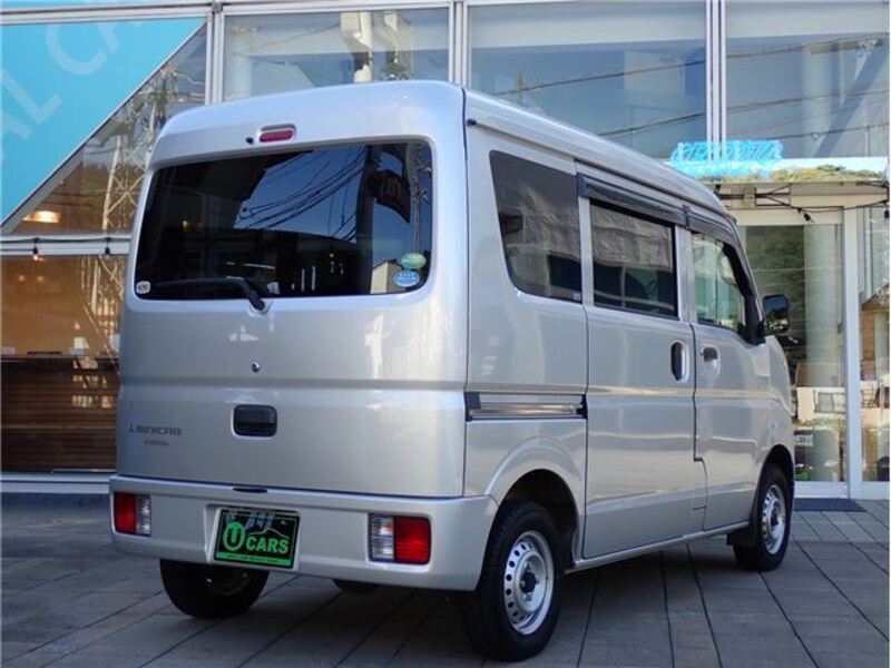MINICAB VAN
