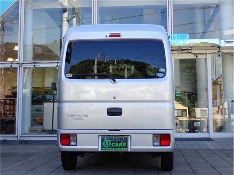 MINICAB VAN