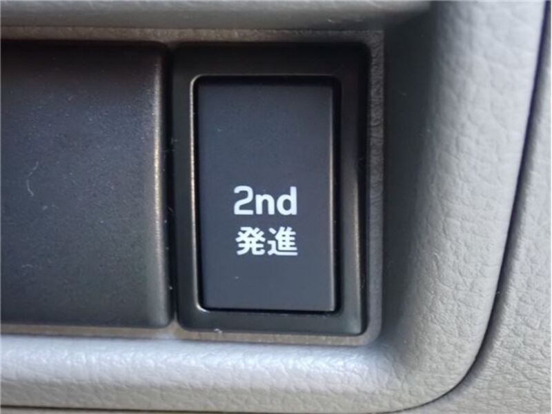 MINICAB VAN