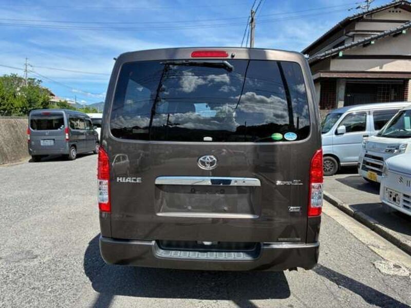 HIACE VAN