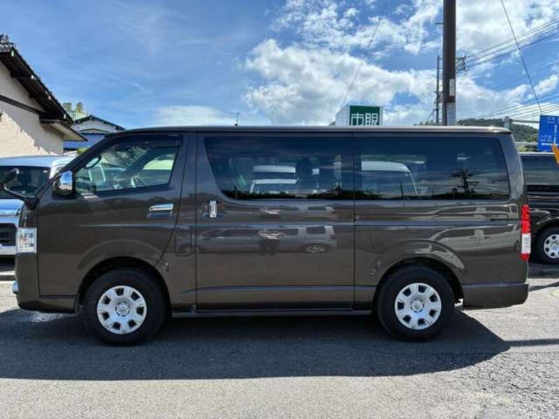 HIACE VAN