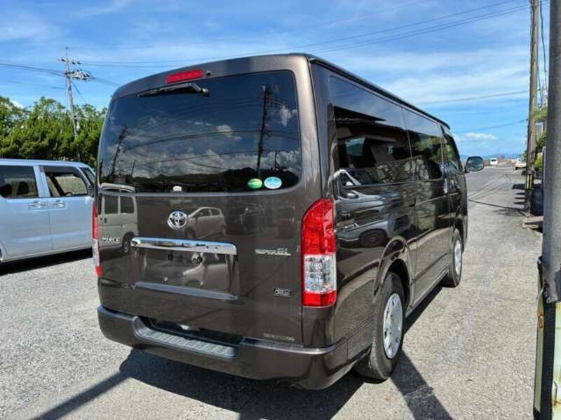 HIACE VAN