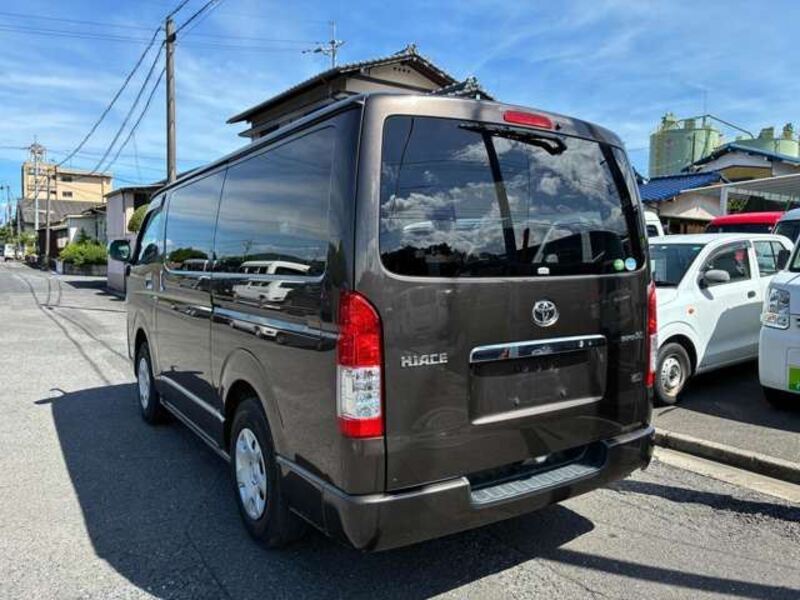 HIACE VAN